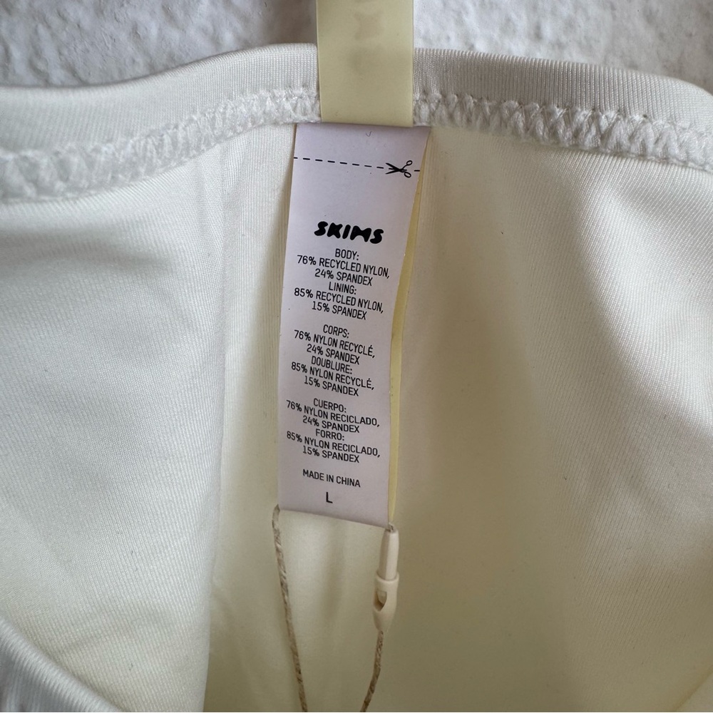 Skims Monokini Cut-Out One Piece Swimsuit – Marble White (Size L) NWT - Picture 4 of 6